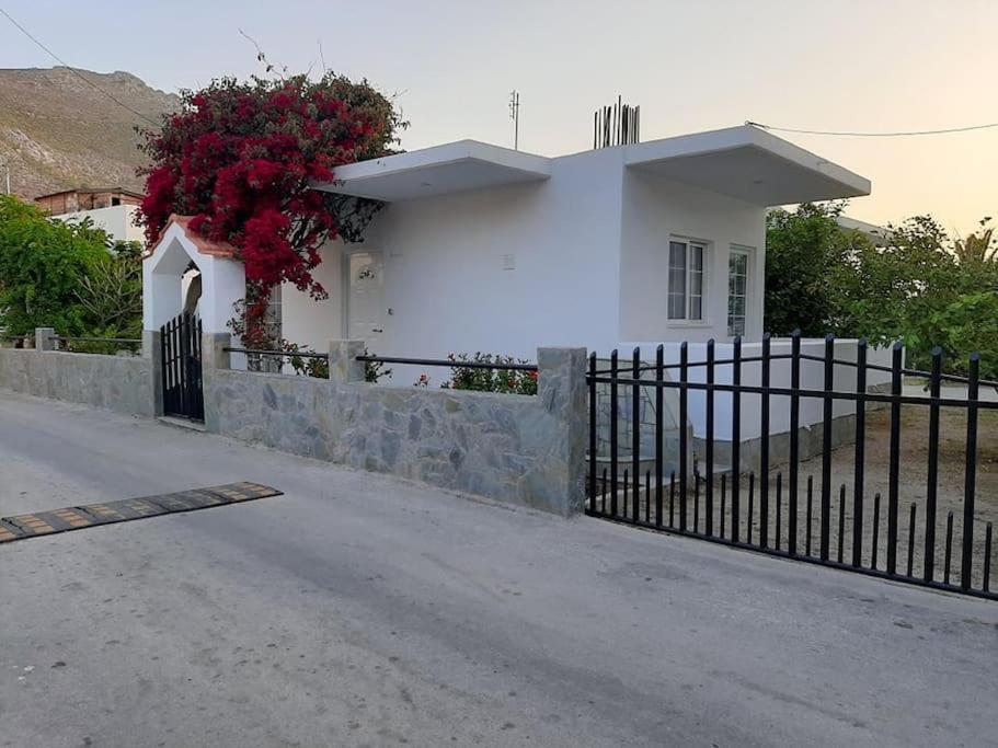 Annika'S Summer Dream Livadia  Exterior foto